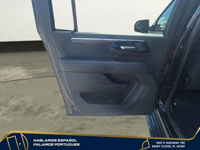 2025 Chevrolet Suburban 2WD LS