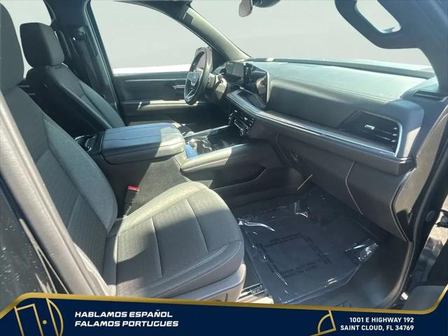 2025 Chevrolet Suburban 2WD LS