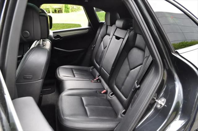 2017 Porsche Macan S