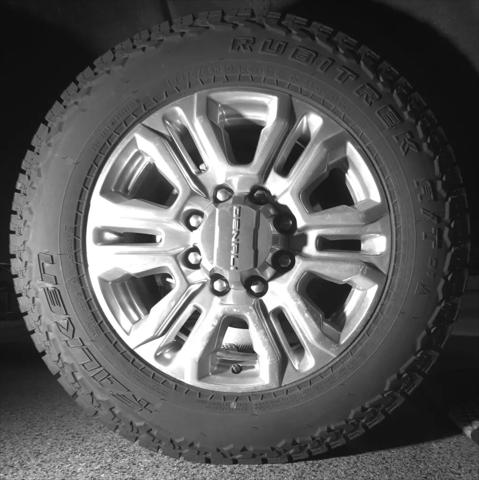 2023 GMC Sierra 2500HD 4WD Crew Cab Standard Bed Denali