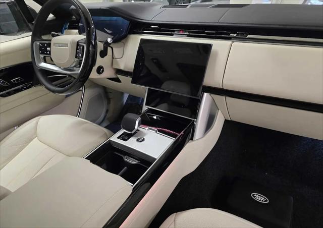 2026 Land Rover Range Rover P400 SE