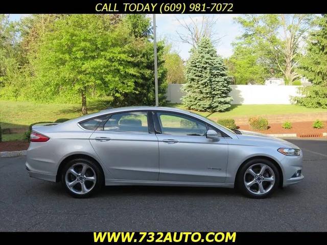 2014 Ford Fusion Hybrid SE