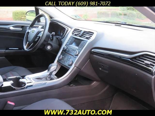 2014 Ford Fusion Hybrid SE