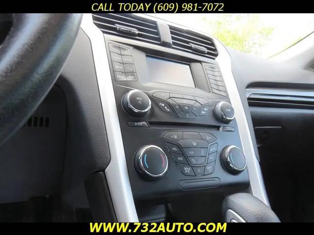2014 Ford Fusion Hybrid SE