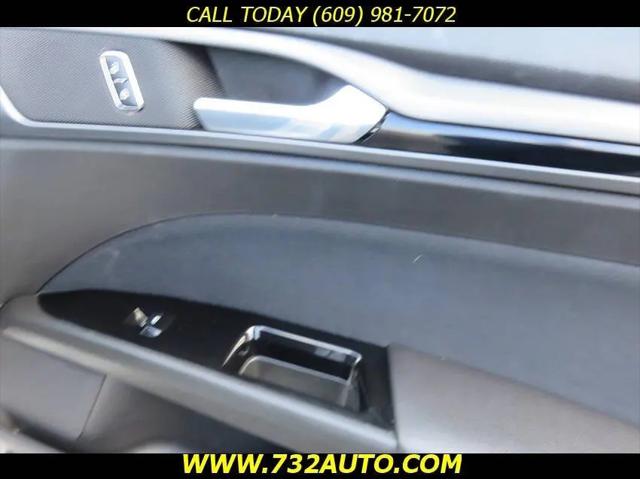 2014 Ford Fusion Hybrid SE