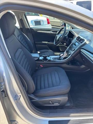 2016 Ford Fusion Hybrid SE