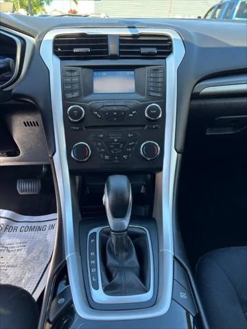 2016 Ford Fusion Hybrid SE