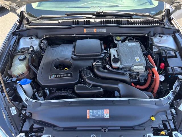 2016 Ford Fusion Hybrid SE