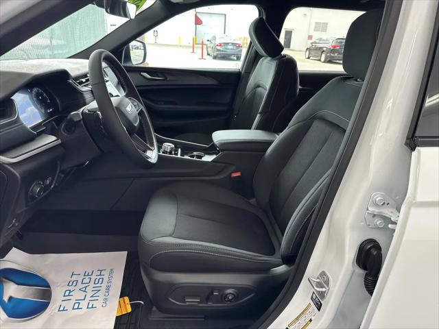 2026 Jeep Grand Cherokee L Altitude 4x4