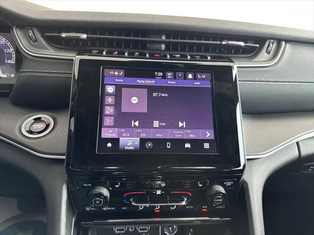 2026 Jeep Grand Cherokee L Altitude 4x4