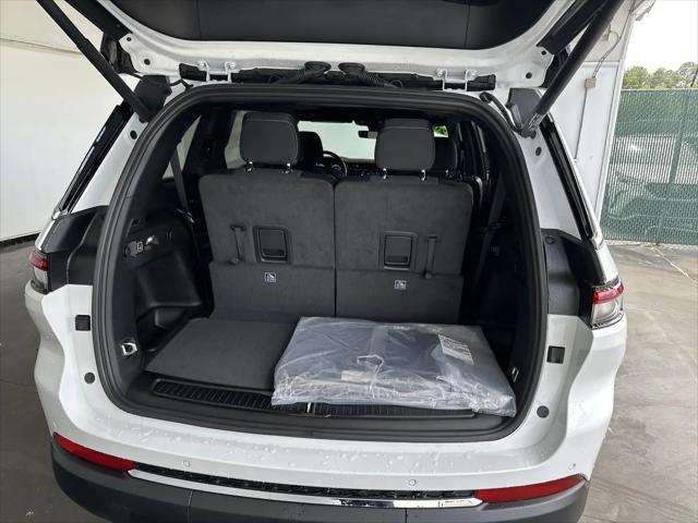 2026 Jeep Grand Cherokee L Altitude 4x4