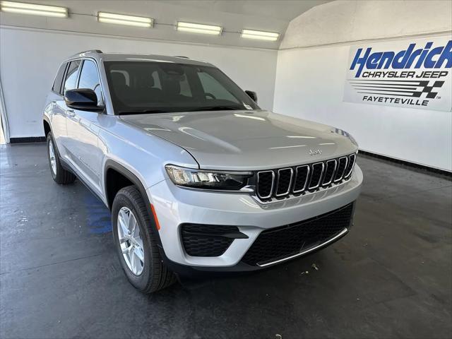 2026 Jeep Grand Cherokee Laredo 4x4