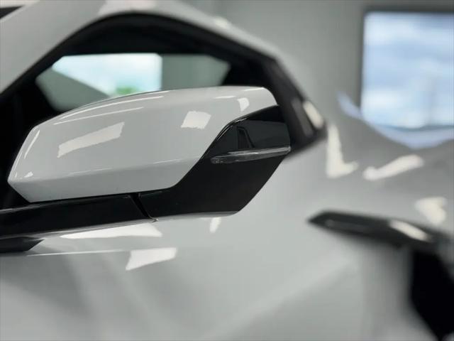 2023 Chevrolet Corvette Stingray RWD Convertible 2LT