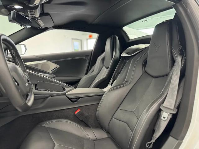 2023 Chevrolet Corvette Stingray RWD Convertible 2LT