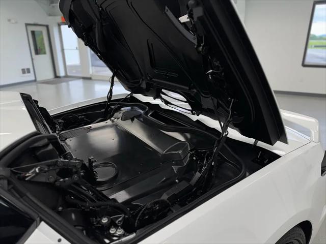 2023 Chevrolet Corvette Stingray RWD Convertible 2LT
