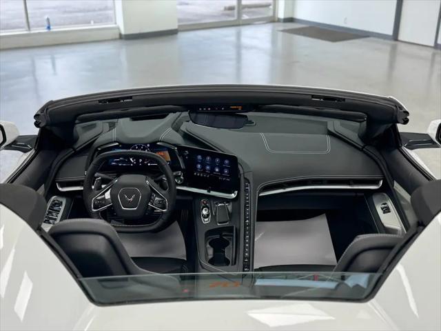 2023 Chevrolet Corvette Stingray RWD Convertible 2LT