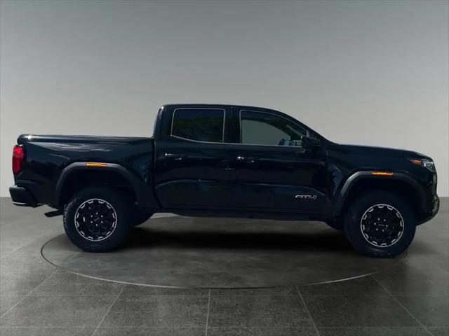 2026 GMC Canyon AT4, 4WD