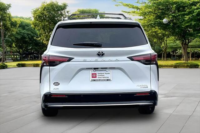 2023 Toyota Sienna Platinum