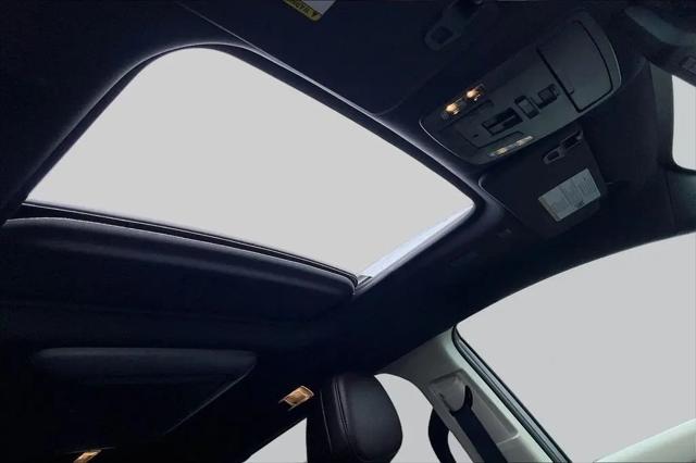 2023 Toyota Sienna Platinum