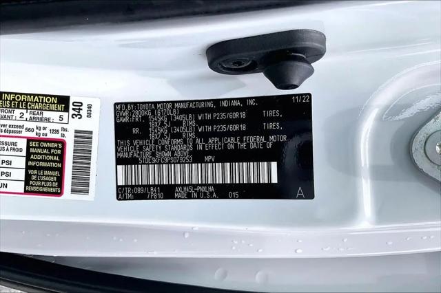 2023 Toyota Sienna Platinum