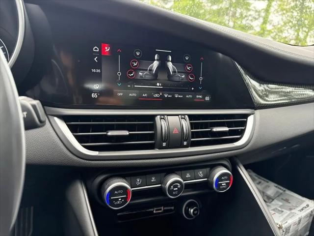 2023 Alfa Romeo Giulia Quadrifoglio RWD
