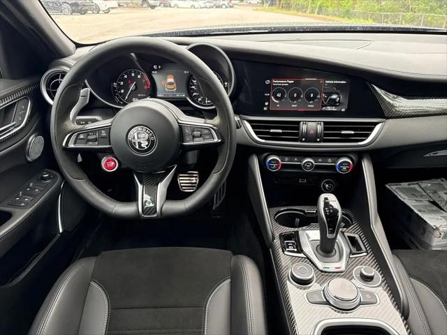 2023 Alfa Romeo Giulia Quadrifoglio RWD