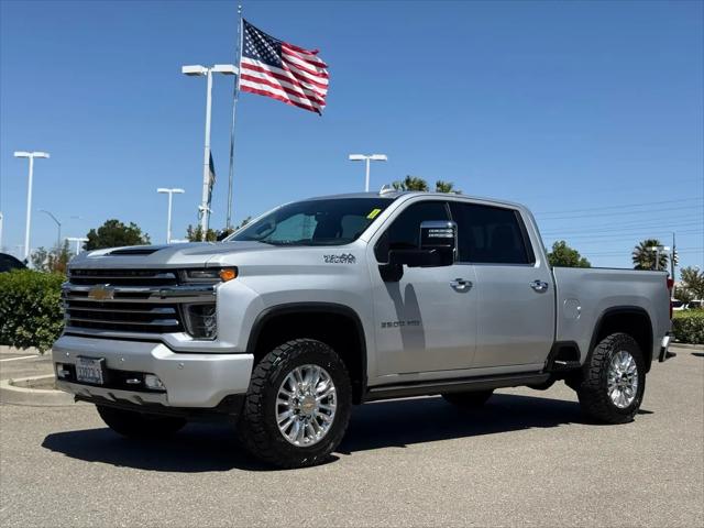 2022 Chevrolet Silverado 2500HD 4WD Crew Cab Standard Bed High Country