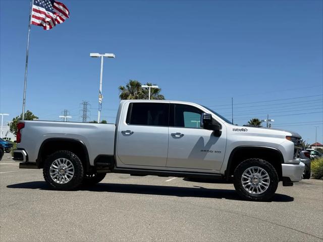 2022 Chevrolet Silverado 2500HD 4WD Crew Cab Standard Bed High Country