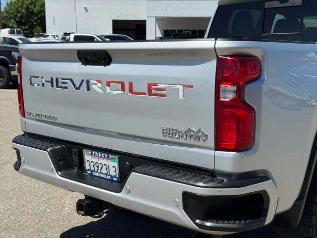 2022 Chevrolet Silverado 2500HD 4WD Crew Cab Standard Bed High Country