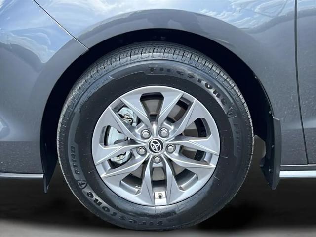 2025 Toyota Sienna XLE