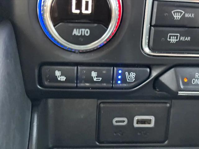 2024 GMC Yukon 4WD AT4