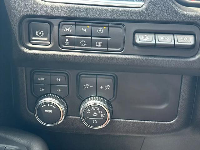2024 GMC Yukon 4WD AT4