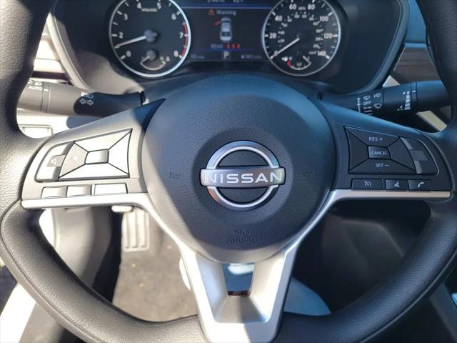 2026 Nissan Altima SV FWD