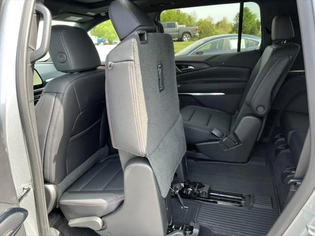 2025 Chevrolet Traverse AWD Z71