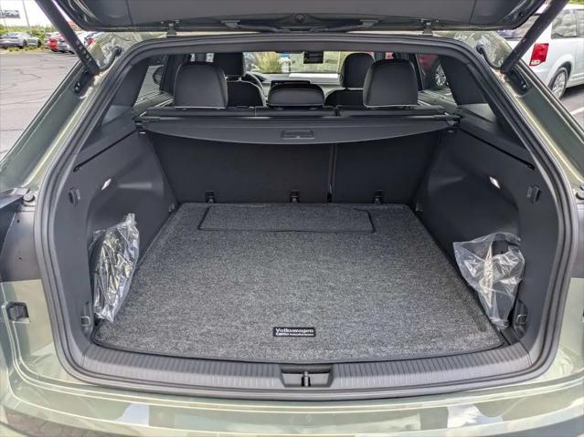 2026 Volkswagen Atlas Cross Sport SEL Premium R-Line