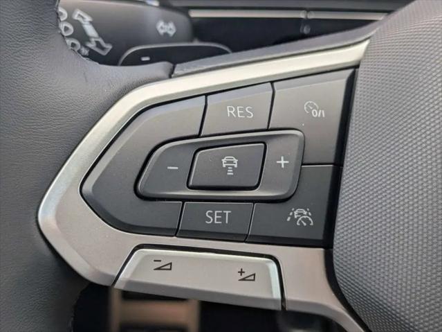 2026 Volkswagen Atlas Cross Sport SEL Premium R-Line