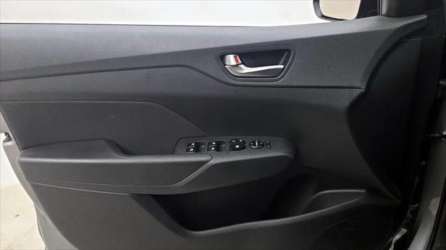 2022 Hyundai Accent SE