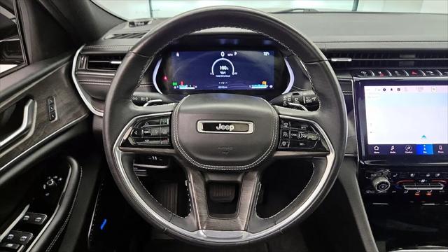 2022 Jeep Grand Cherokee L Overland 4x2