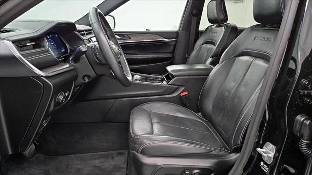 2022 Jeep Grand Cherokee L Overland 4x2