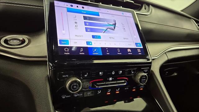 2022 Jeep Grand Cherokee L Overland 4x2