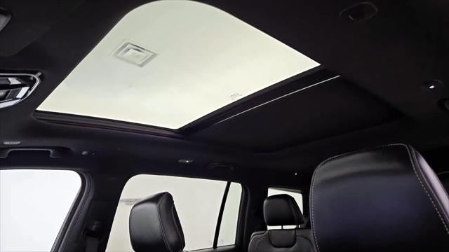 2022 Jeep Grand Cherokee L Overland 4x2