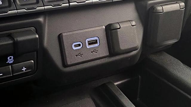 2022 GMC Sierra 3500HD 4WD Crew Cab Long Bed Denali