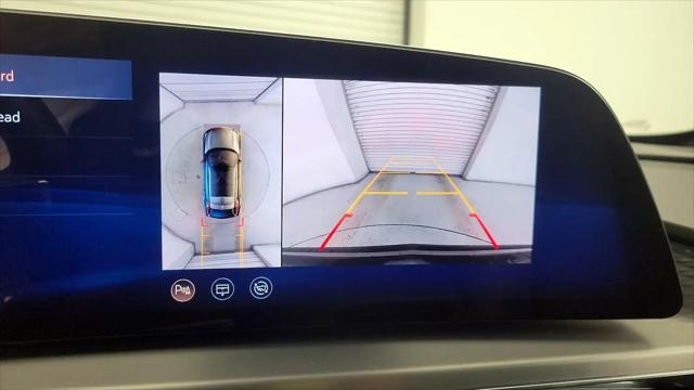 2025 Cadillac iQ Sport 1 RWD