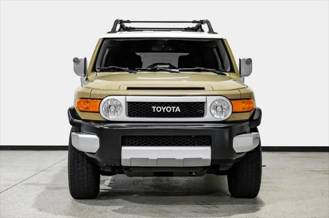 2014 Toyota FJ Cruiser Base
