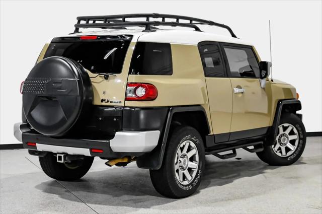 2014 Toyota FJ Cruiser Base