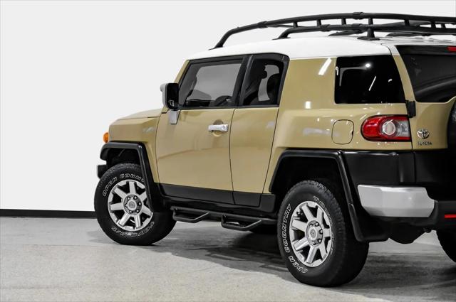 2014 Toyota FJ Cruiser Base