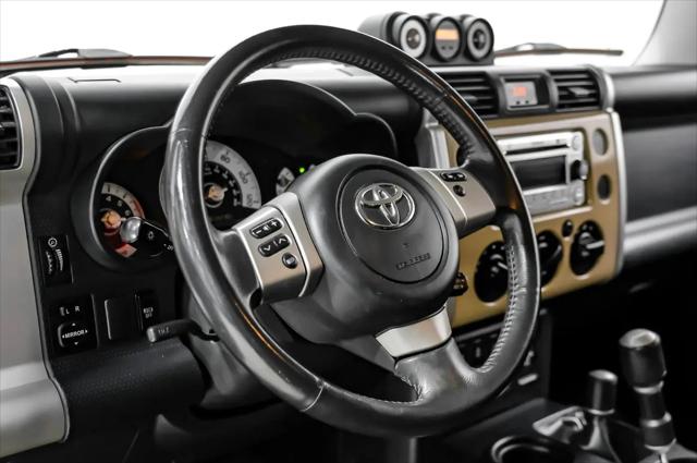 2014 Toyota FJ Cruiser Base