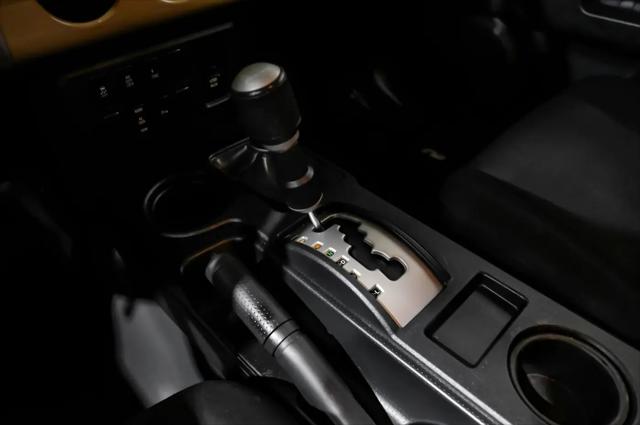 2014 Toyota FJ Cruiser Base