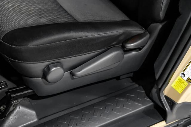 2014 Toyota FJ Cruiser Base
