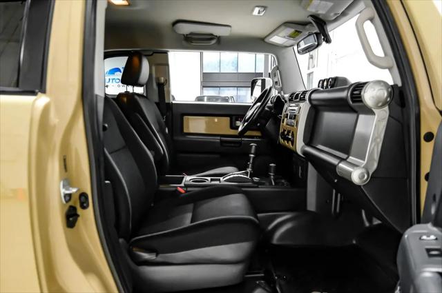 2014 Toyota FJ Cruiser Base